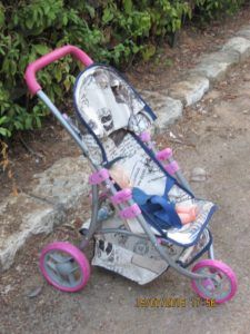 IMG 0161 225x300 - חידוש עגלת בובה