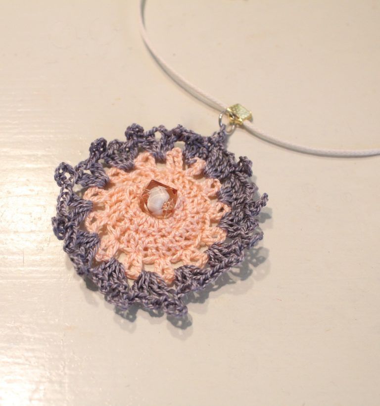 IMG 0796 768x819 - תכשיטים סרוגים