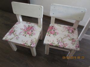 מלפני 15 שנה מרופדים עדיין לא צבועים 300x225 - מיני ספה לילדים שנמצאה בפינת רחוב