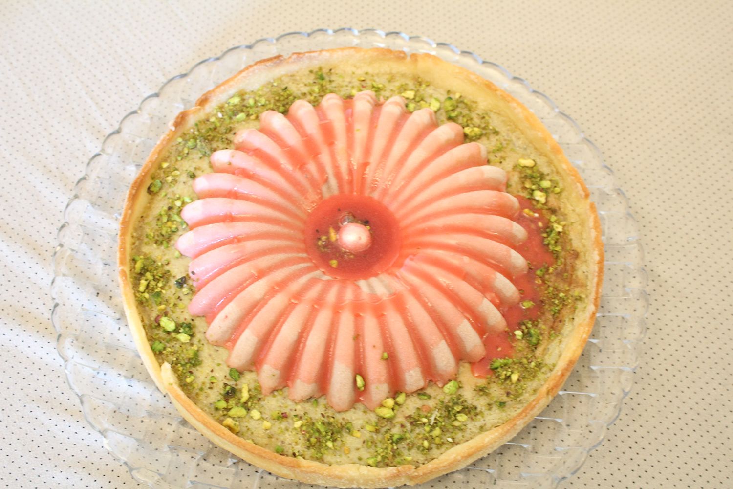 IMG 3914 - טרטלת תותים על מצע פסטוק