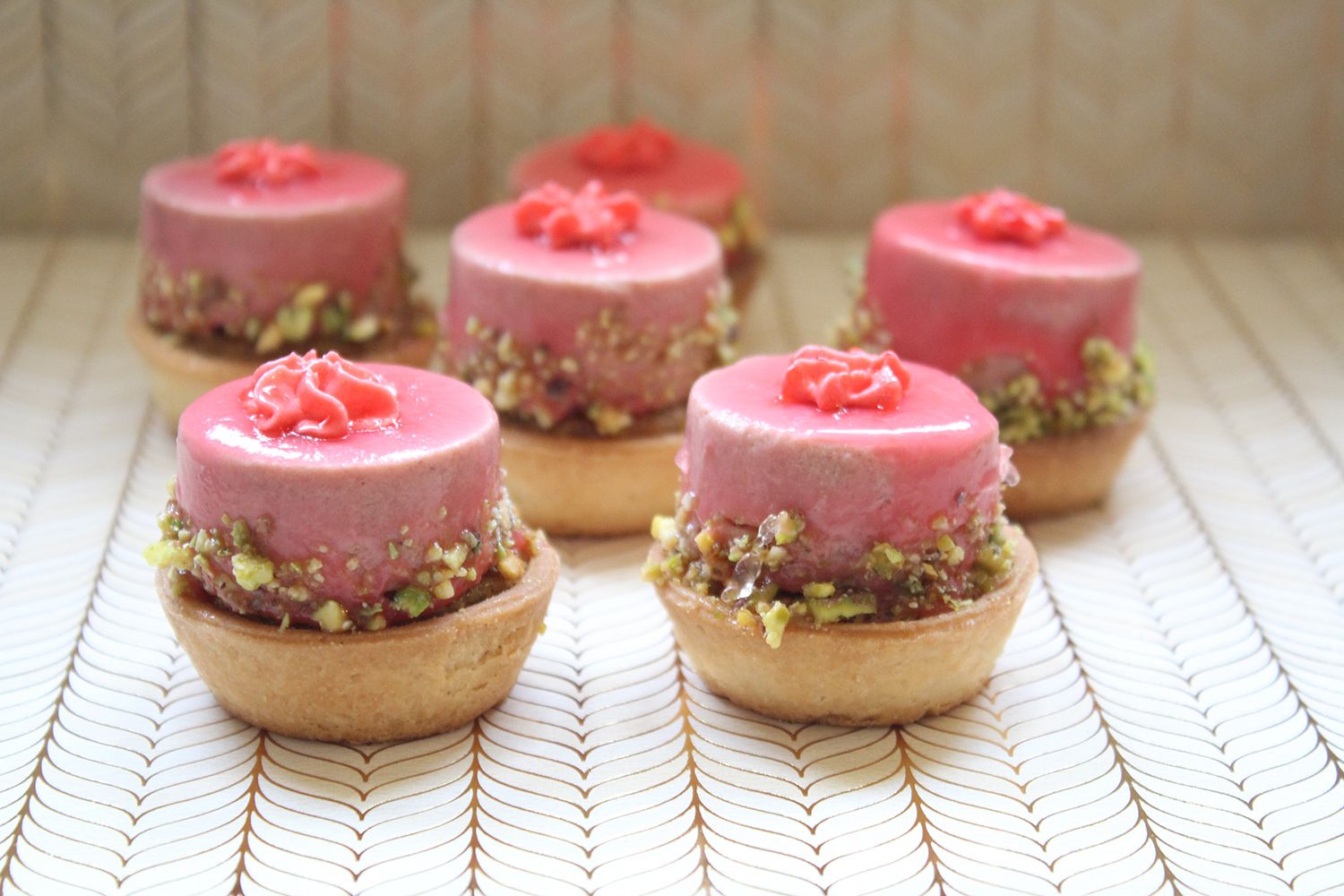 IMG 4026 - טרטלת תותים על מצע פסטוק