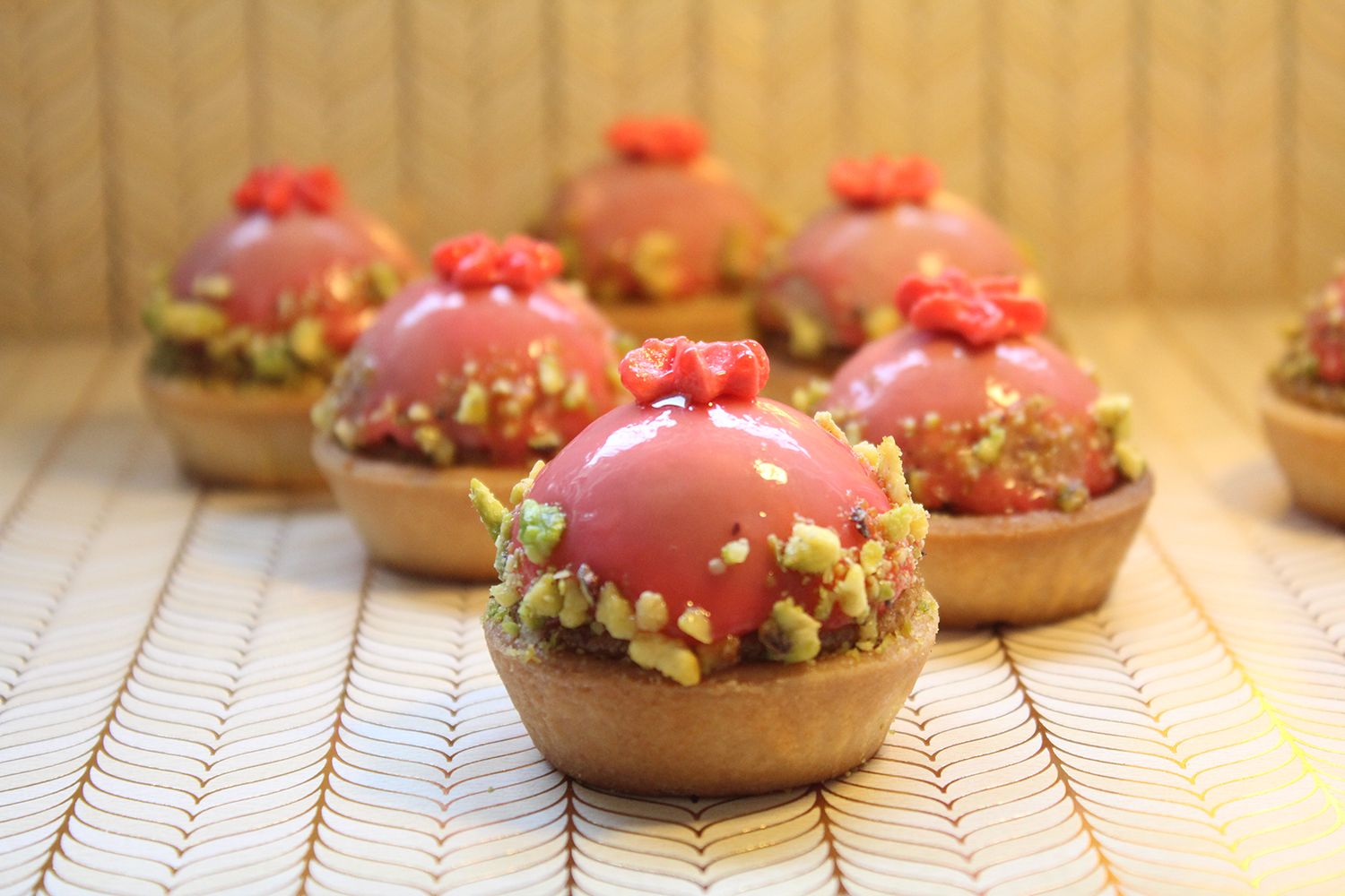 IMG 4035 - טרטלת תותים על מצע פסטוק