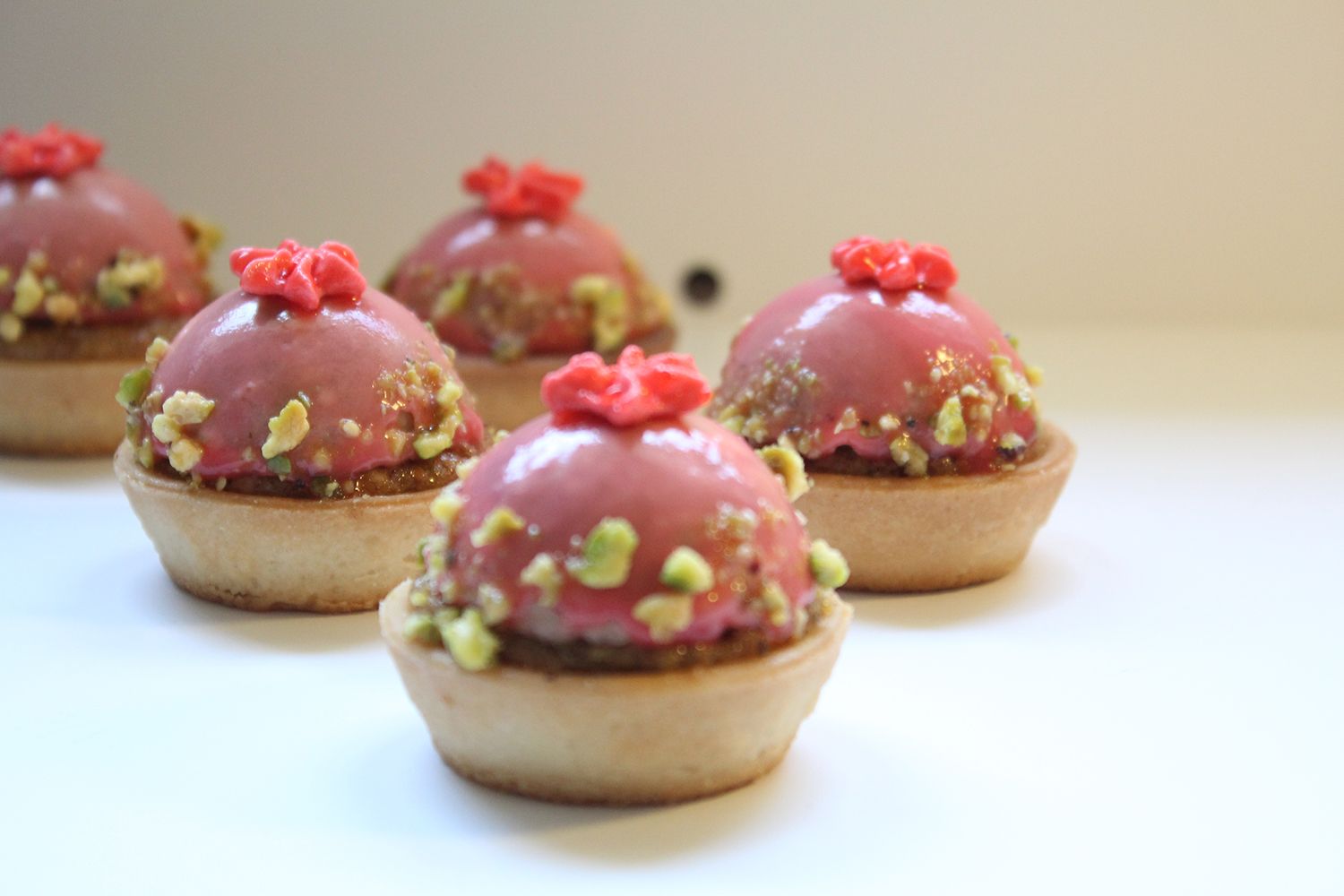 IMG 4056 - טרטלת תותים על מצע פסטוק