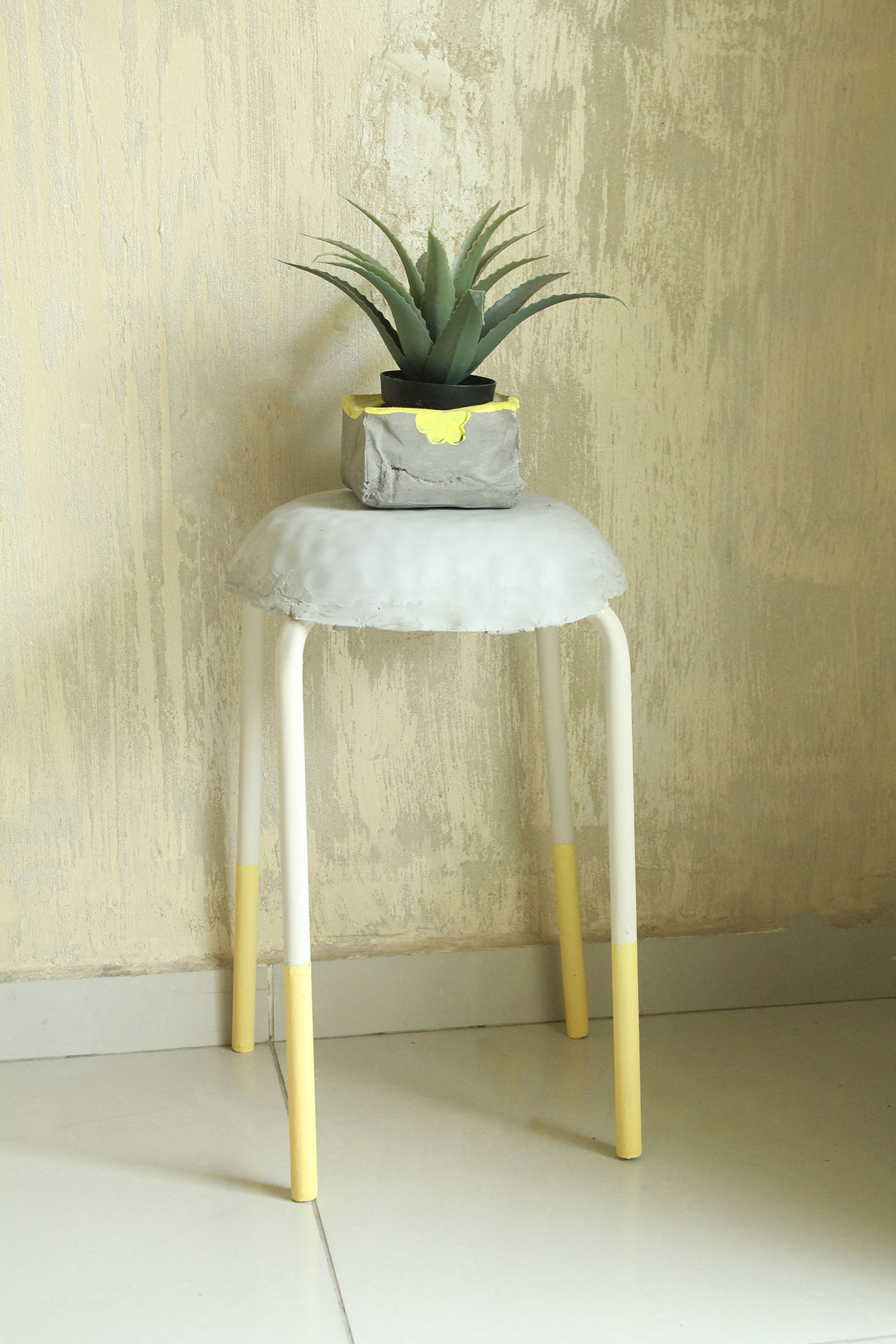 IMG 8944 - רהיטים קטנים ממלט