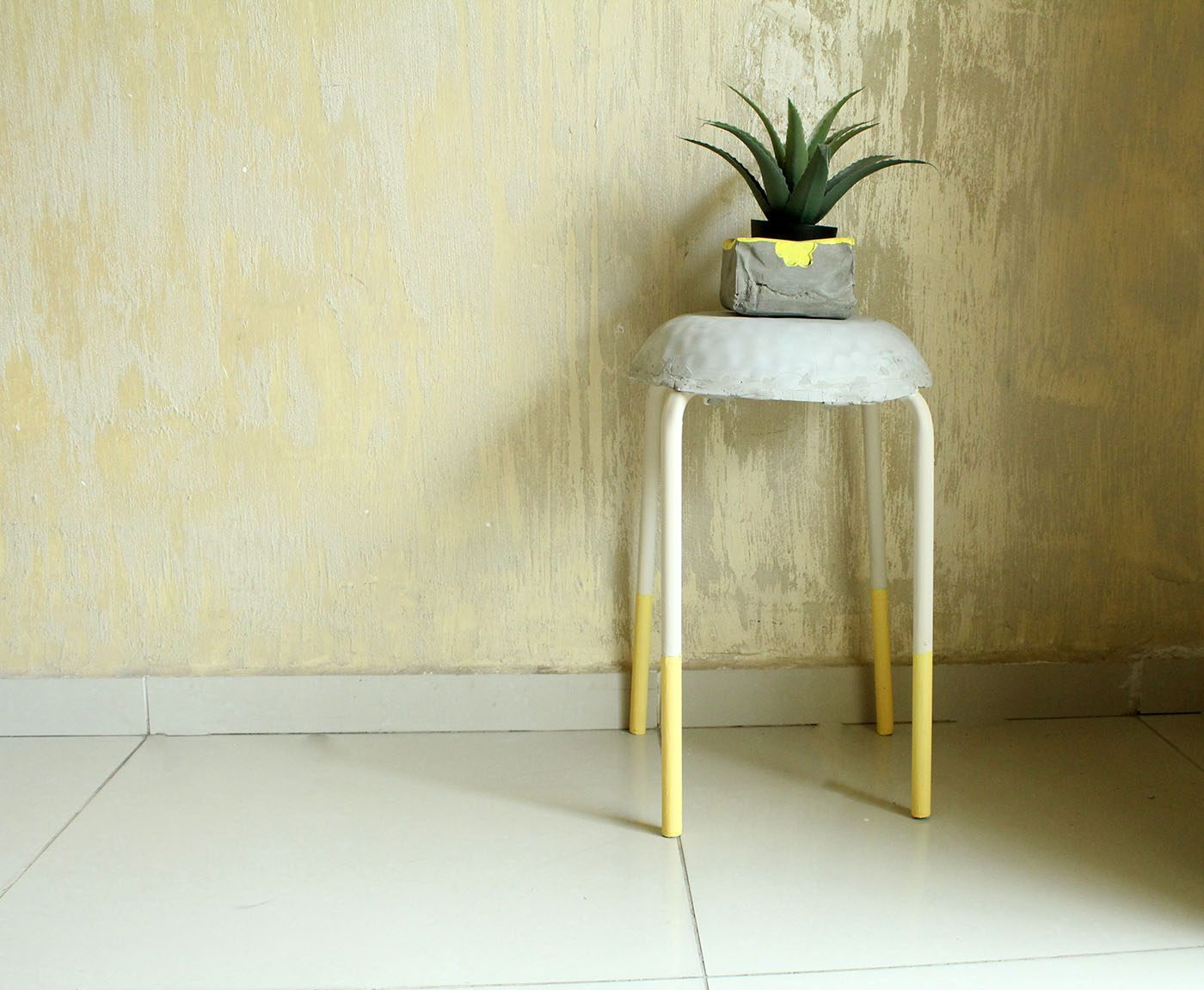 IMG 8949 - רהיטים קטנים ממלט