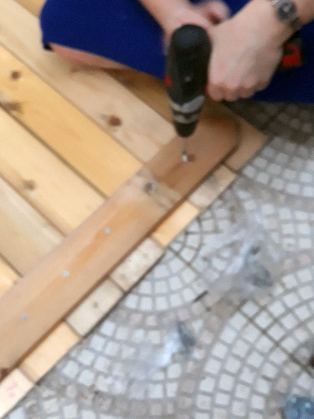 20200326 174223 - הכנת גב למיטה