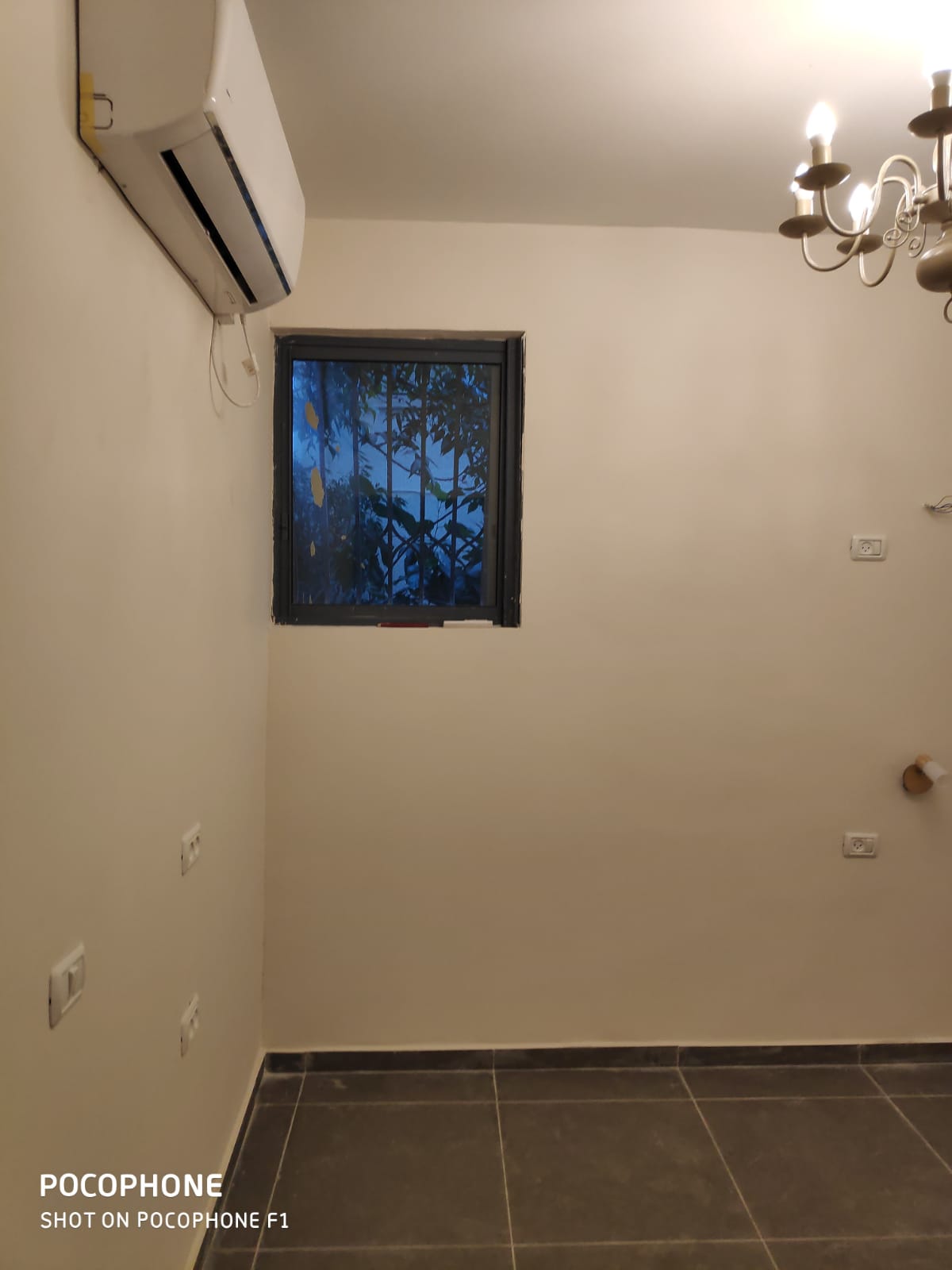 29d3387a 5701 4f1d 806f 49c53fcdcdb2 - החדר של יעל