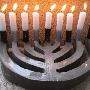 חנוכיה ממלט