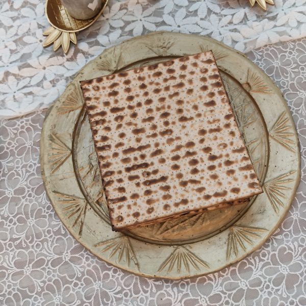 מגש למצות ולא רק